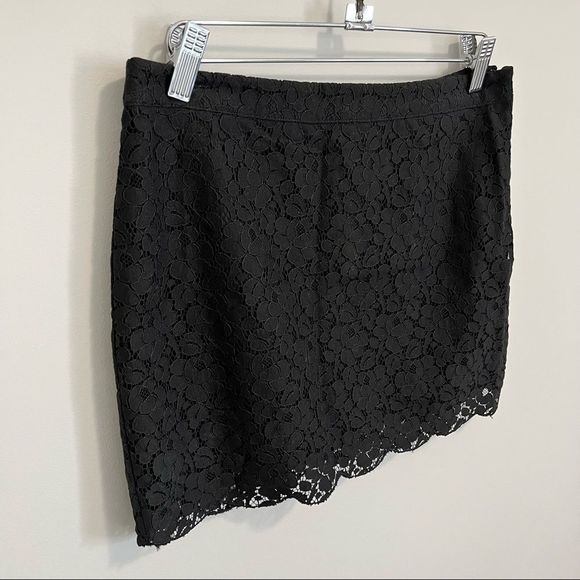 Aritzia Talula Black Lace Mini Skirt - Picture 4 of 10